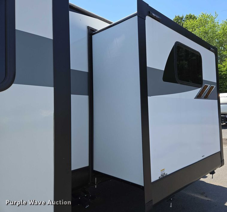 image for item EC4301 2024 Forest River Wildwood camper