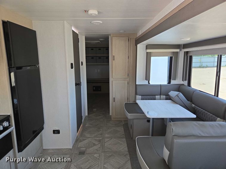 image for item EC4301 2024 Forest River Wildwood camper