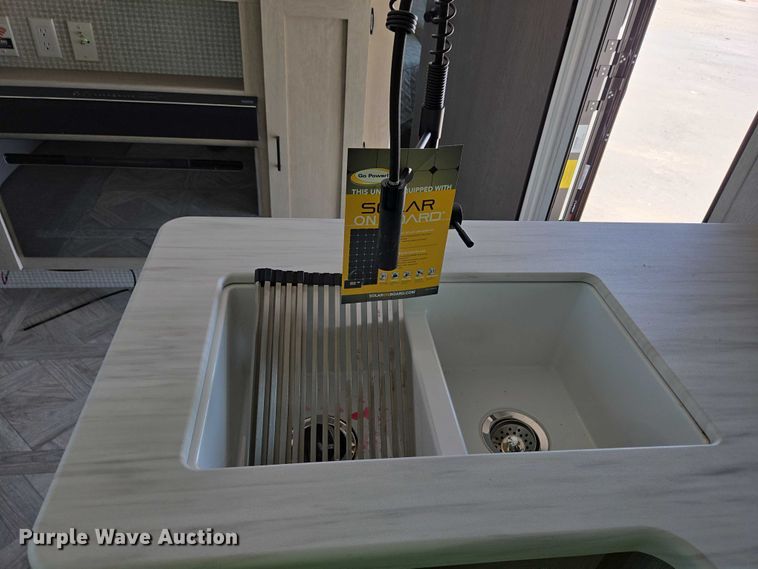 image for item EC4301 2024 Forest River Wildwood camper