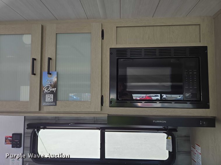 image for item EC4301 2024 Forest River Wildwood camper