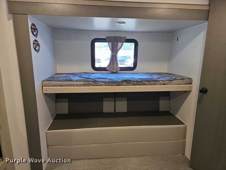 image for item EC4301 2024 Forest River Wildwood camper