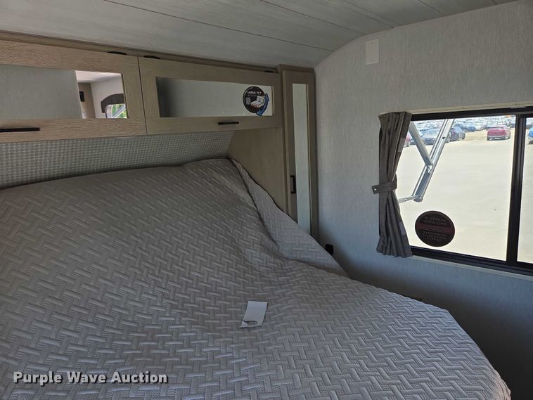 image for item EC4301 2024 Forest River Wildwood camper