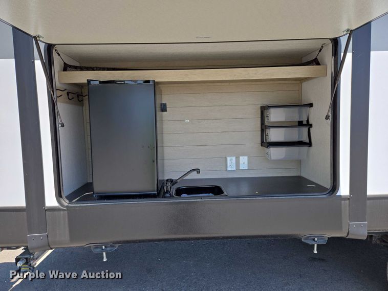 image for item EC4301 2024 Forest River Wildwood camper