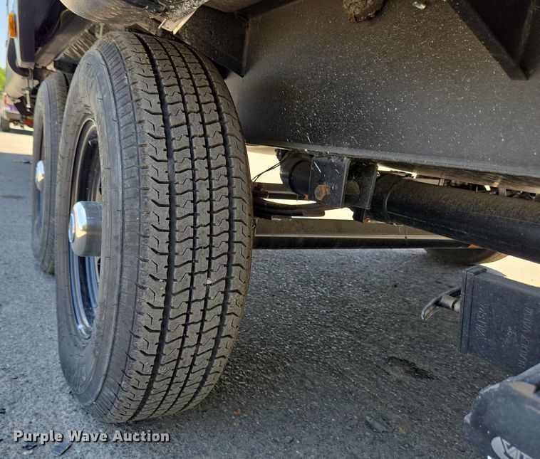 image for item EC4301 2024 Forest River Wildwood camper