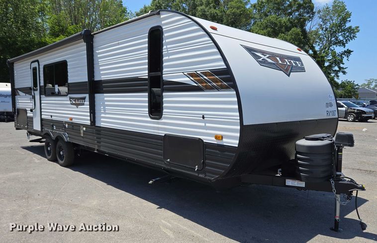 image for item EC4302 2024 Forest River Wildwood camper