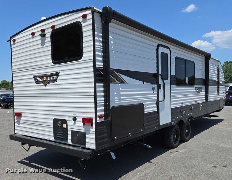 image for item EC4302 2024 Forest River Wildwood camper