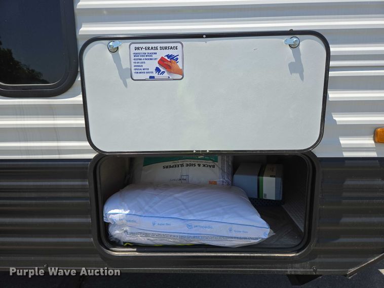 image for item EC4302 2024 Forest River Wildwood camper