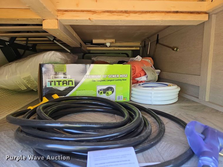 image for item EC4302 2024 Forest River Wildwood camper