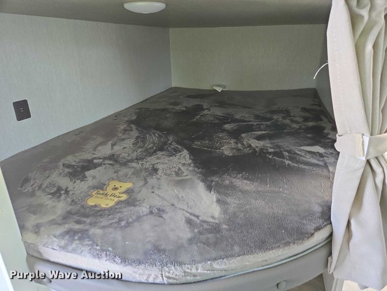 image for item EC4302 2024 Forest River Wildwood camper