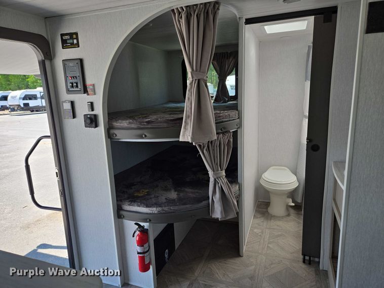 image for item EC4302 2024 Forest River Wildwood camper