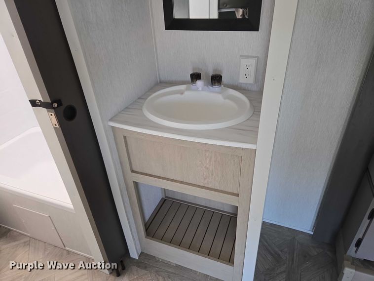 image for item EC4302 2024 Forest River Wildwood camper