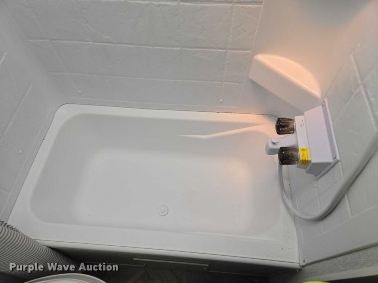 image for item EC4302 2024 Forest River Wildwood camper