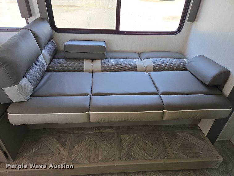 image for item EC4302 2024 Forest River Wildwood camper