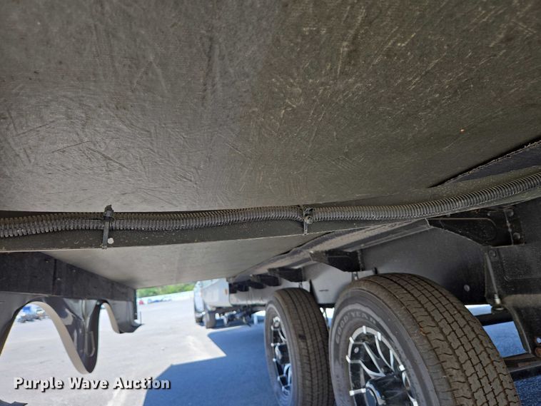 image for item EC4304 2024 Forest River Wildwood camper