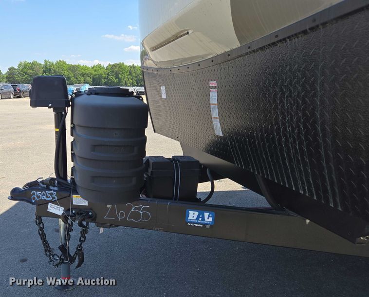 image for item EC4304 2024 Forest River Wildwood camper