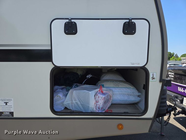 image for item EC4304 2024 Forest River Wildwood camper