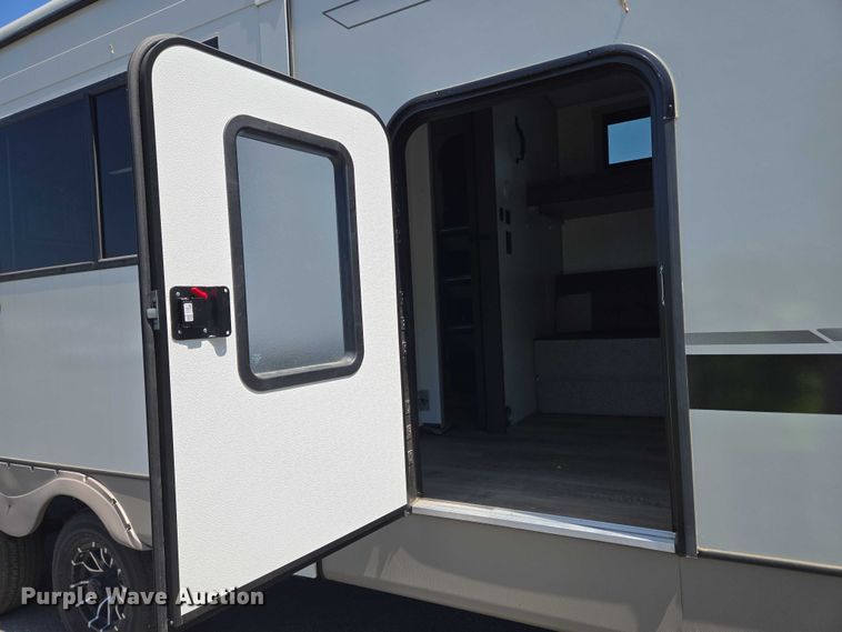 image for item EC4304 2024 Forest River Wildwood camper