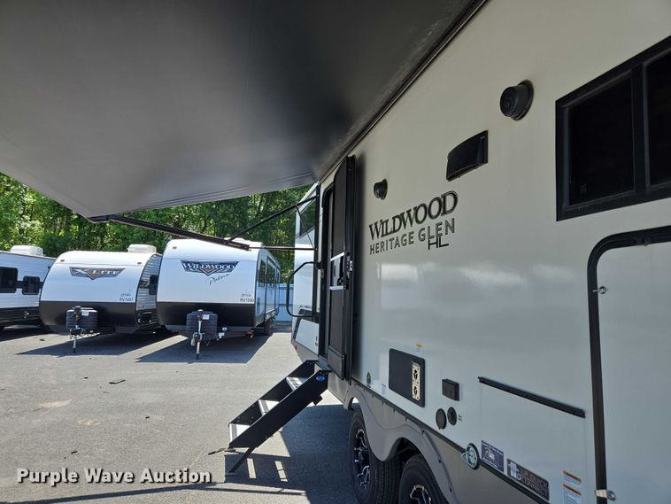 image for item EC4304 2024 Forest River Wildwood camper