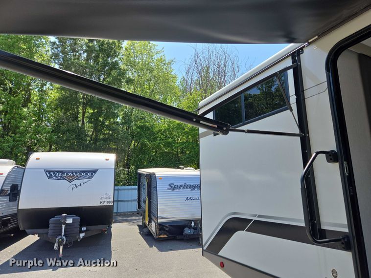 image for item EC4304 2024 Forest River Wildwood camper