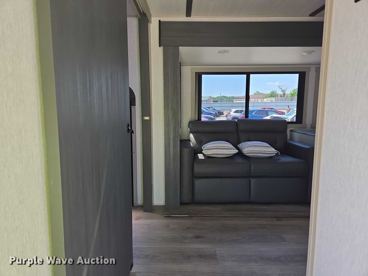 image for item EC4304 2024 Forest River Wildwood camper