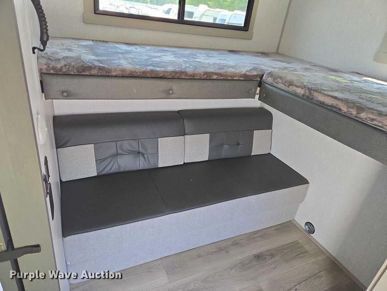 image for item EC4304 2024 Forest River Wildwood camper