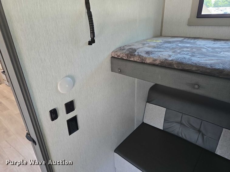 image for item EC4304 2024 Forest River Wildwood camper