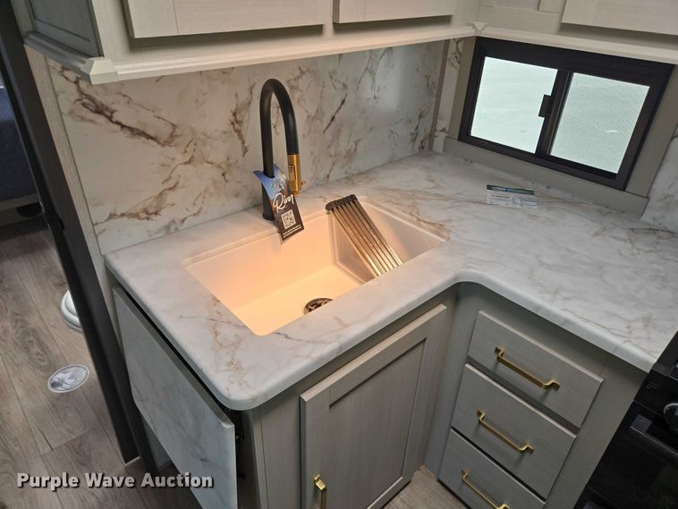 image for item EC4304 2024 Forest River Wildwood camper