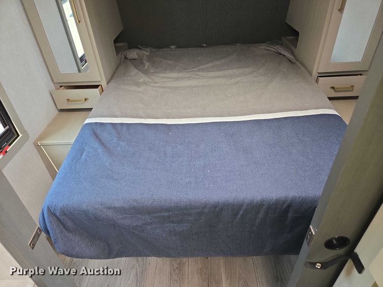 image for item EC4304 2024 Forest River Wildwood camper