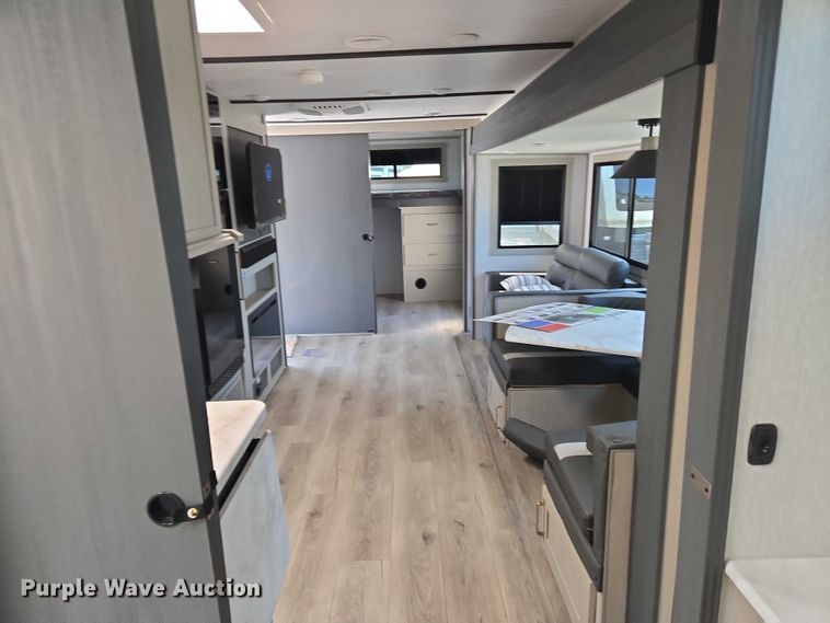 image for item EC4304 2024 Forest River Wildwood camper