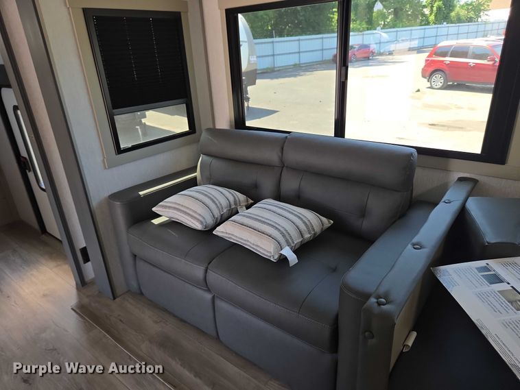 image for item EC4304 2024 Forest River Wildwood camper