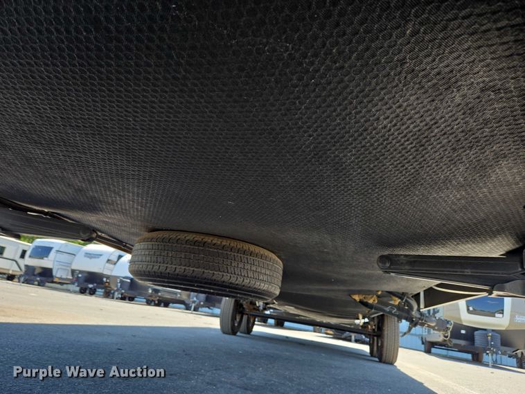 image for item EC4304 2024 Forest River Wildwood camper