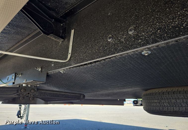 image for item EC4304 2024 Forest River Wildwood camper