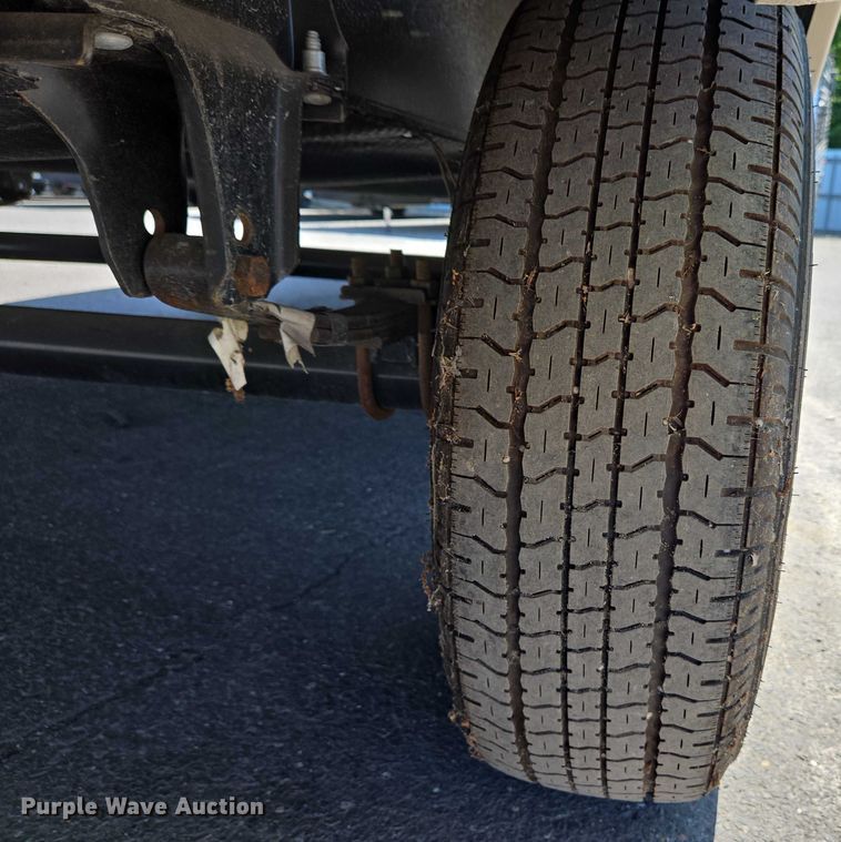 image for item EC4304 2024 Forest River Wildwood camper