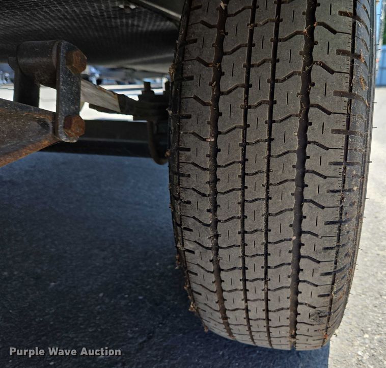 image for item EC4304 2024 Forest River Wildwood camper