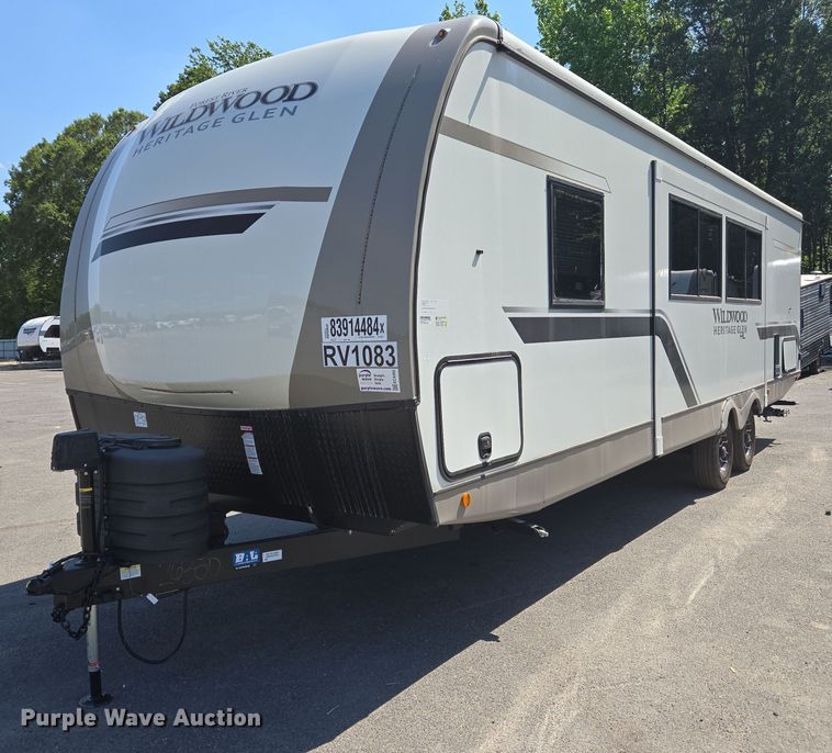 image for item EC4305 2024 Forest River Wildwood camper