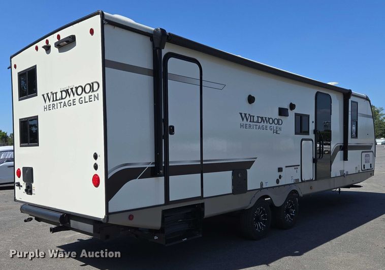 image for item EC4305 2024 Forest River Wildwood camper