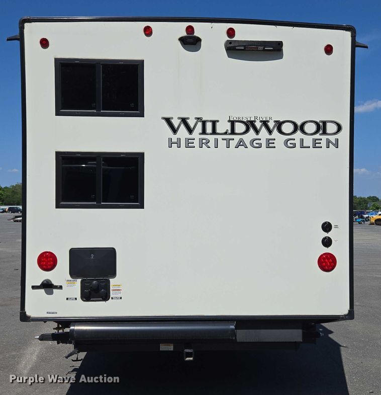 image for item EC4305 2024 Forest River Wildwood camper