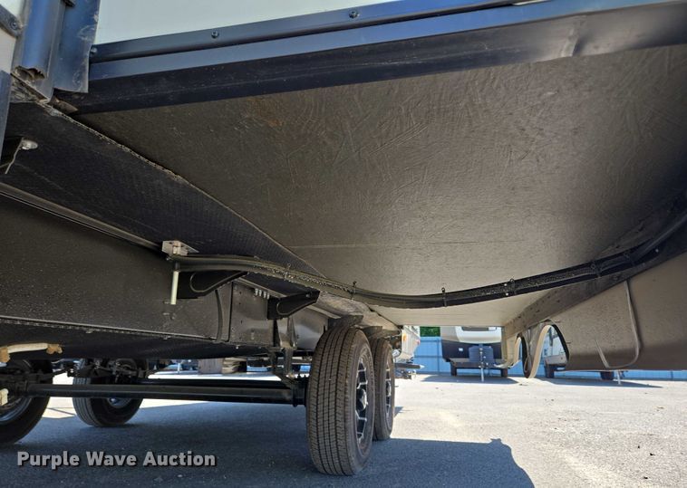 image for item EC4305 2024 Forest River Wildwood camper