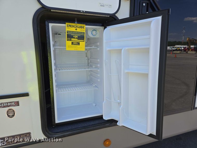 image for item EC4305 2024 Forest River Wildwood camper