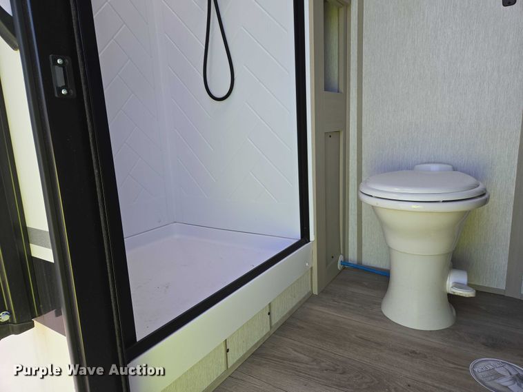 image for item EC4305 2024 Forest River Wildwood camper