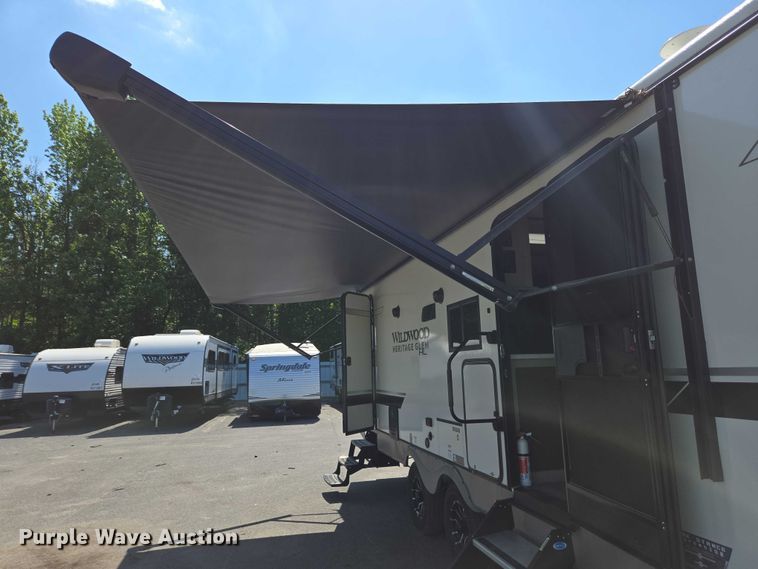 image for item EC4305 2024 Forest River Wildwood camper