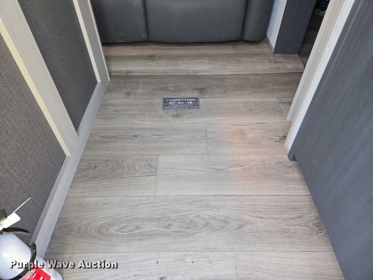 image for item EC4305 2024 Forest River Wildwood camper