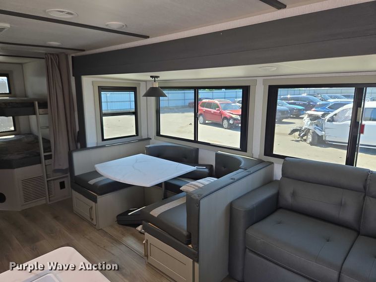 image for item EC4305 2024 Forest River Wildwood camper