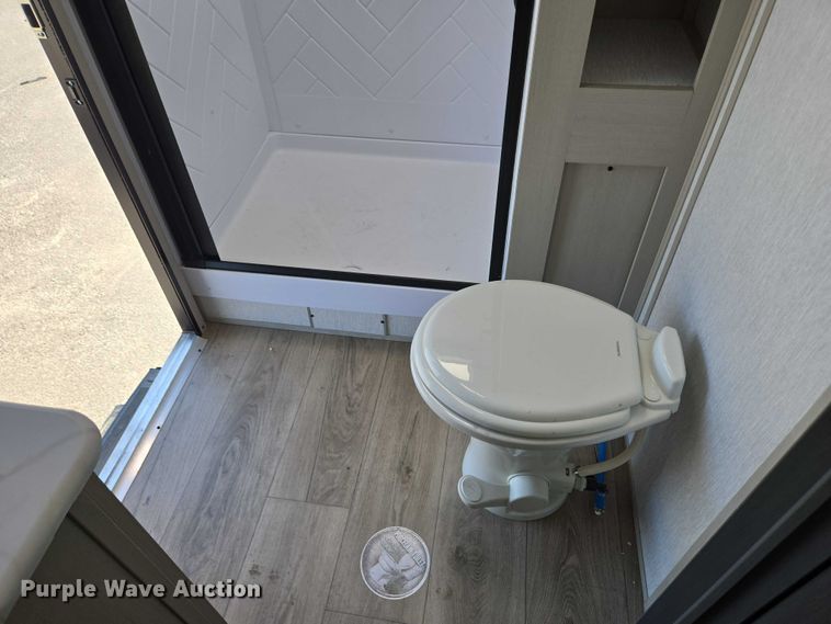 image for item EC4305 2024 Forest River Wildwood camper