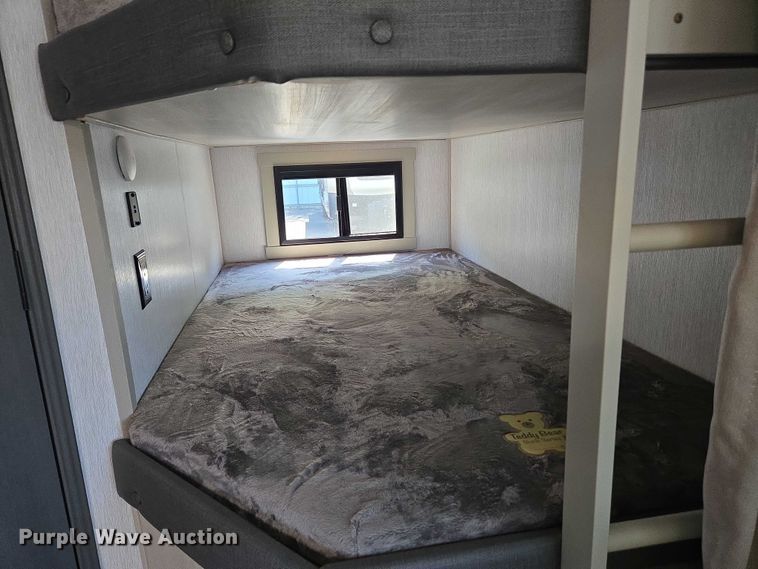 image for item EC4305 2024 Forest River Wildwood camper