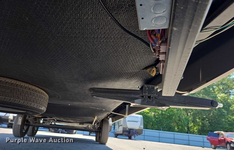 image for item EC4305 2024 Forest River Wildwood camper