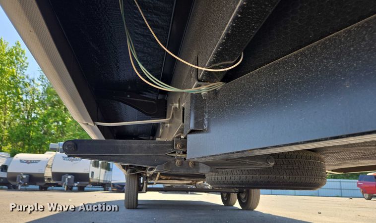 image for item EC4305 2024 Forest River Wildwood camper