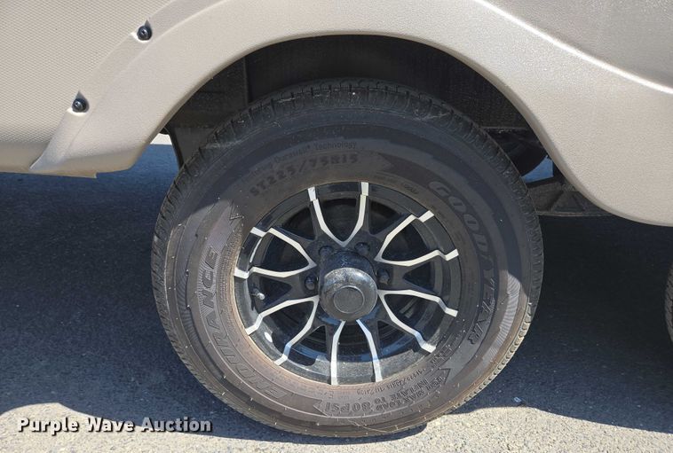 image for item EC4305 2024 Forest River Wildwood camper