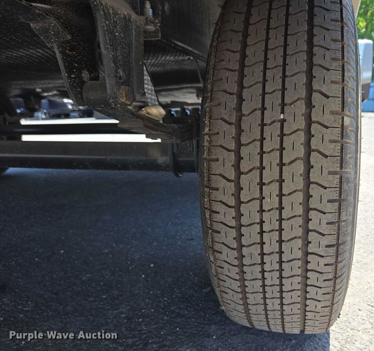 image for item EC4305 2024 Forest River Wildwood camper