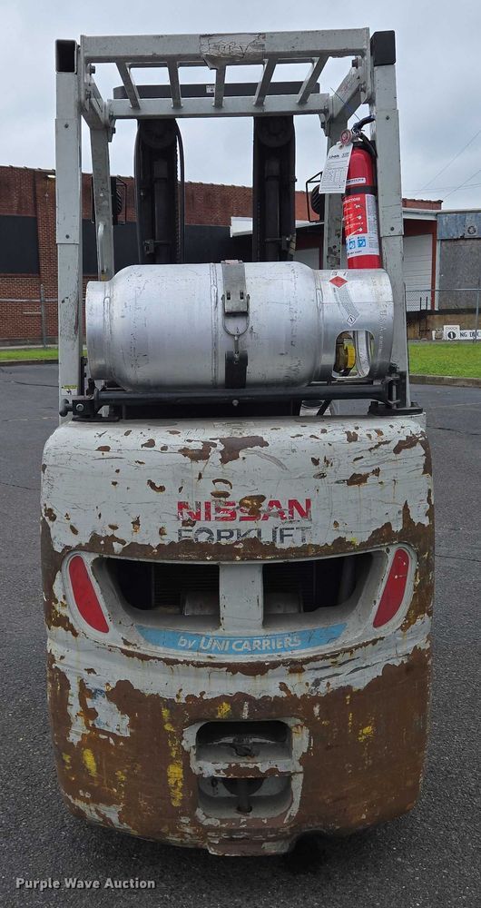 image for item EC4308 2015 UniCarriers CFS40 forklift